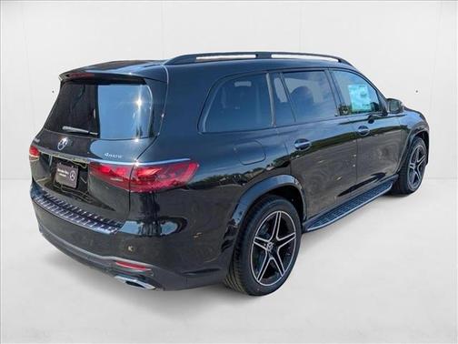 2026 Mercedes-Benz GLS 450 4MATIC