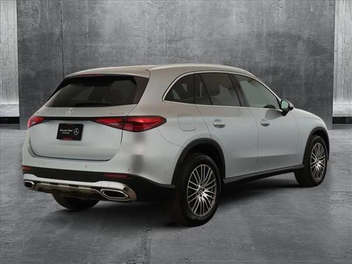 2025 Mercedes-Benz GLC 300 4MATIC
