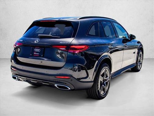 Graphite Grey Metallic 2026 Mercedes-Benz GLC 300 4MATIC