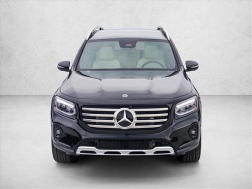 Night Black 2026 Mercedes-Benz GLB 250 4MATIC