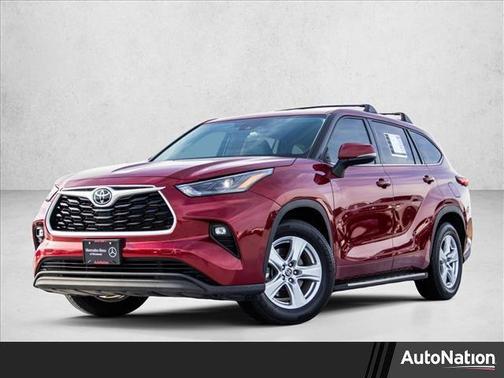 2022 Toyota Highlander LE