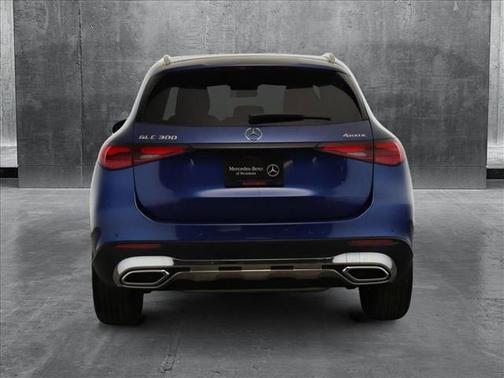 2025 Mercedes-Benz GLC 300 4MATIC