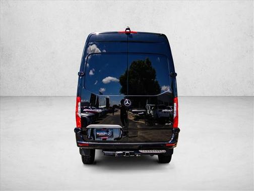 Jet Black [Black] 2022 Mercedes-Benz Sprinter 2500 Standard Roof