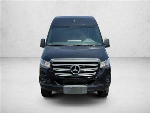 Jet Black [Black] 2022 Mercedes-Benz Sprinter 2500 Standard Roof