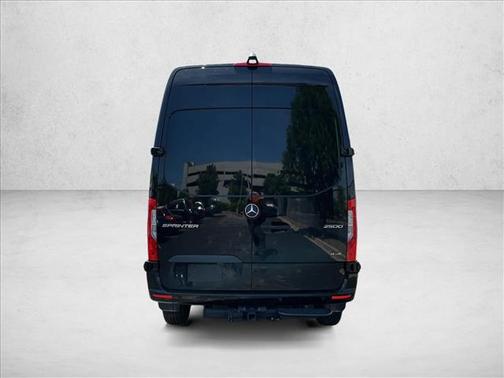 Jet Black [Black] 2022 Mercedes-Benz Sprinter 2500 Standard Roof