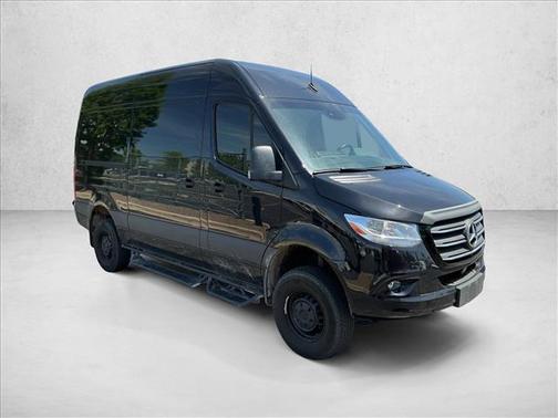 Jet Black [Black] 2022 Mercedes-Benz Sprinter 2500 Standard Roof