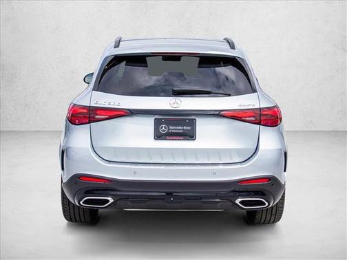 Cirrus Silver Metallic 2026 Mercedes-Benz GLC 300 4MATIC