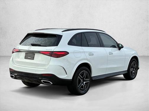2026 Mercedes-Benz GLC 300 4MATIC
