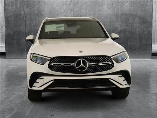 2025 Mercedes-Benz GLC 300 4MATIC