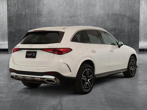 2025 Mercedes-Benz GLC 300 4MATIC