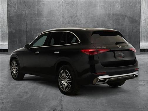 2025 Mercedes-Benz GLC 300 4MATIC
