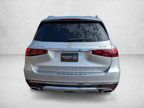 Cirrus Silver Metallic 2026 Mercedes-Benz GLS 450 4MATIC