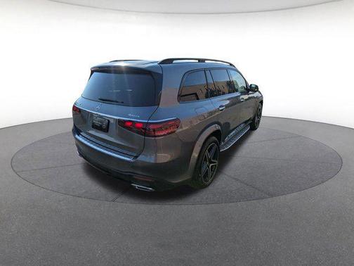 2026 Mercedes-Benz GLS 450 4MATIC