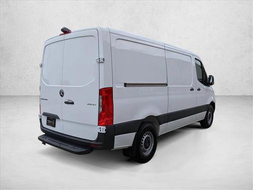 2025 Mercedes-Benz Sprinter 2500 Standard Roof