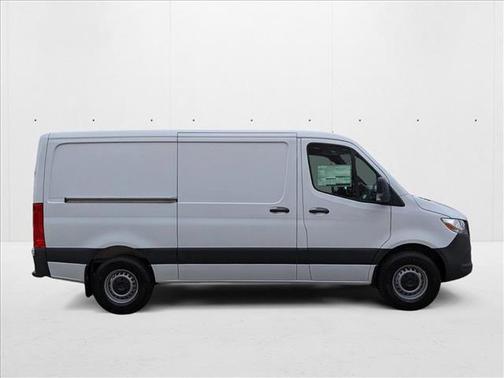 2025 Mercedes-Benz Sprinter 2500 Standard Roof