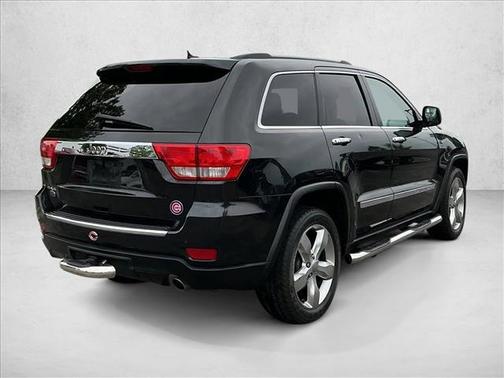 Brilliant Black Crystal Pearl 2012 Jeep Grand Cherokee Overland