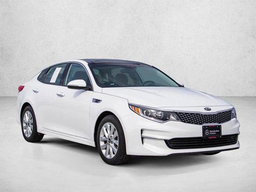Snow White Pearl 2018 Kia Optima EX