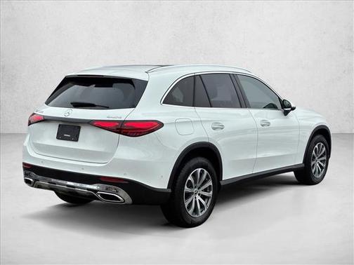 2026 Mercedes-Benz GLC 300 4MATIC