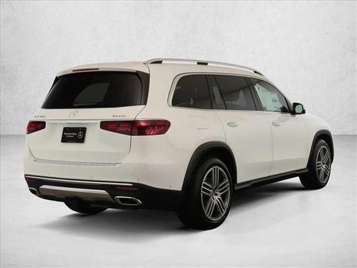 2025 Mercedes-Benz GLS 450 4MATIC