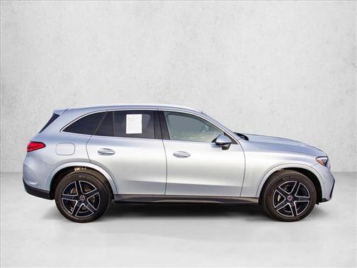 Cirrus Silver Metallic 2026 Mercedes-Benz GLC 300 4MATIC