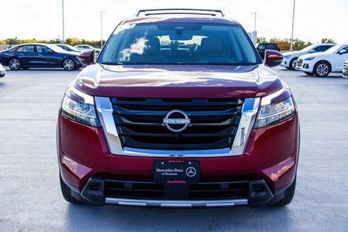 2023 Nissan Pathfinder Platinum 4WD