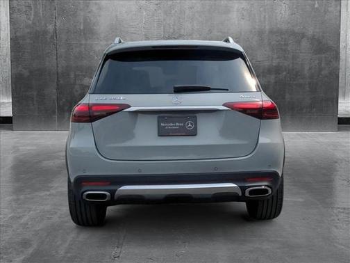 2025 Mercedes-Benz GLE 450e 4MATIC