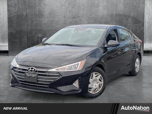2020 Hyundai ELANTRA SE
