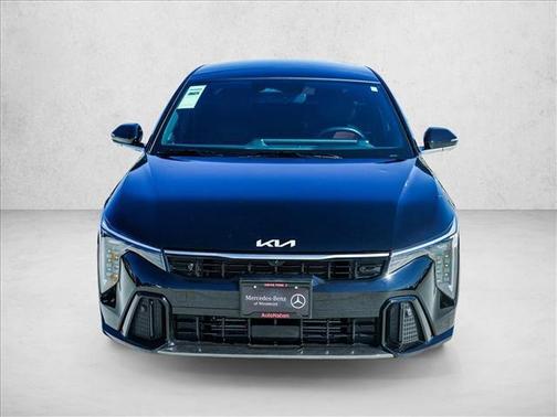 Aurora Black Pearl 2025 Kia K4 GT-Line Turbo