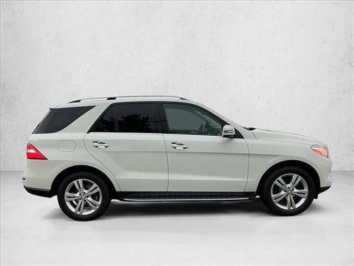 Arctic White 2013 Mercedes-Benz M-Class 4MATIC