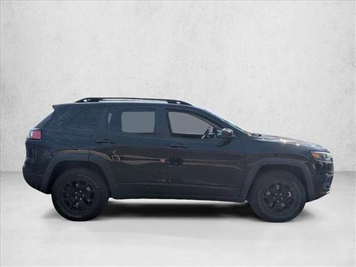 2022 Jeep Cherokee X 4x4