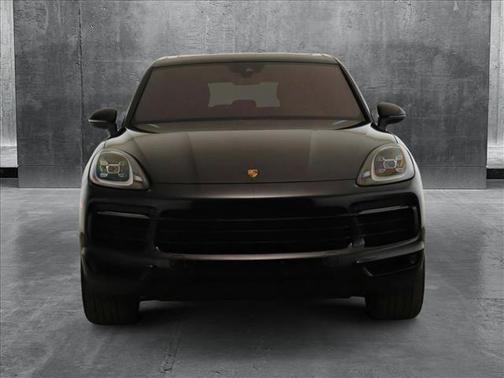 2022 Porsche Cayenne S