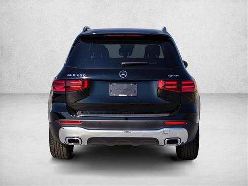 2026 Mercedes-Benz GLB 250 4MATIC