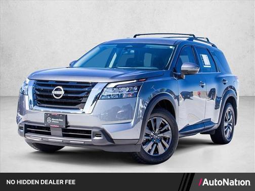 Gun Metallic 2022 Nissan Pathfinder SV 4WD