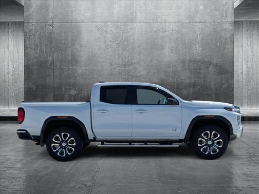 2023 GMC Canyon Base