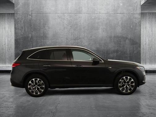 2025 Mercedes-Benz GLC 350e Base