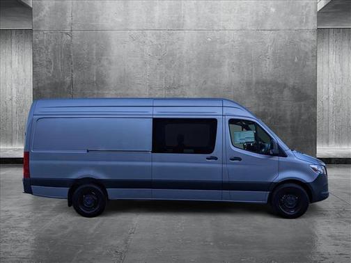 2025 Mercedes-Benz Sprinter 2500 High Roof
