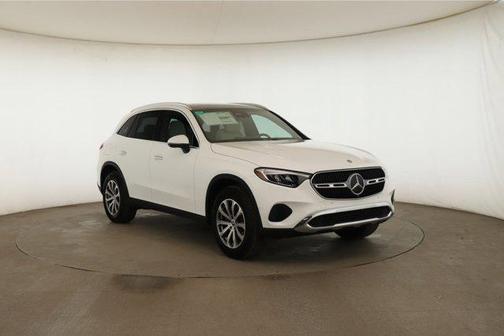 2025 Mercedes-Benz GLC 300 4MATIC