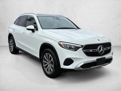 2026 Mercedes-Benz GLC 300 4MATIC