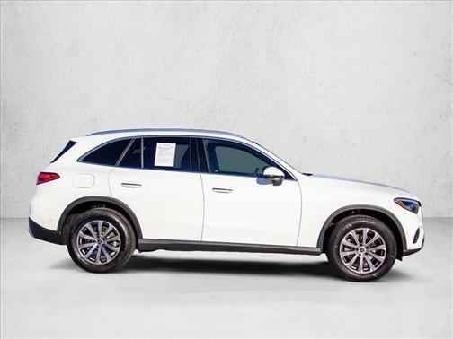 2025 Mercedes-Benz GLC 300 4MATIC