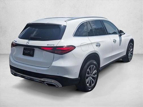 2025 Mercedes-Benz GLC 300 4MATIC