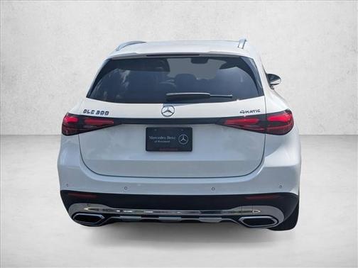 2025 Mercedes-Benz GLC 300 4MATIC