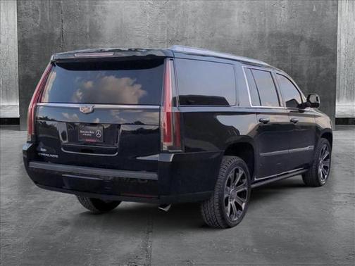 2019 Cadillac Escalade ESV Platinum