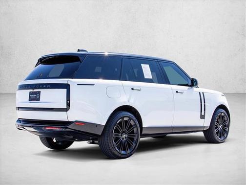 Black 2024 Land Rover Range Rover P400 SE