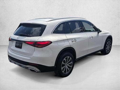 2025 Mercedes-Benz GLC 300 4MATIC
