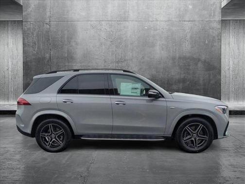 2025 Mercedes-Benz GLE 450e 4MATIC
