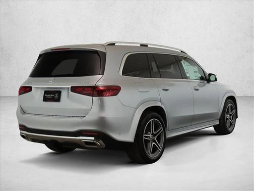 2025 Mercedes-Benz GLS 450 4MATIC