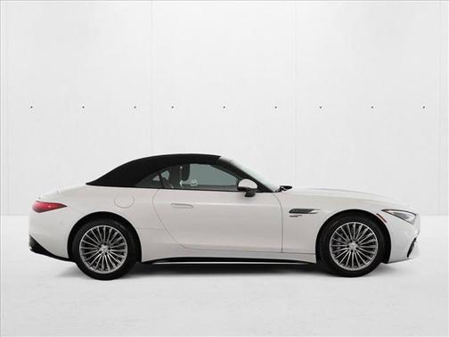 2025 Mercedes-Benz AMG SL 43 Base