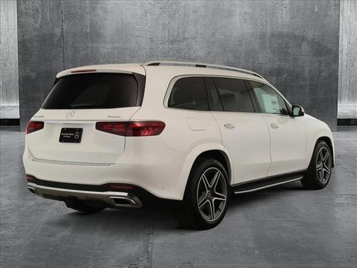 2025 Mercedes-Benz GLS 450 4MATIC