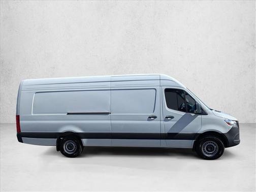 2025 Mercedes-Benz Sprinter 2500 High Roof