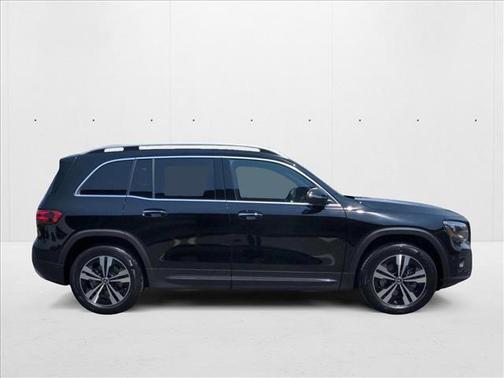 2025 Mercedes-Benz GLB 250 4MATIC